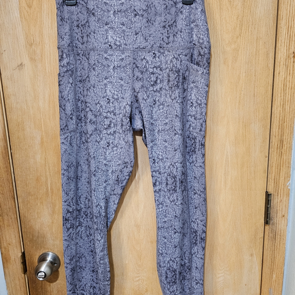 Yogalicious Gray Patterned Pants